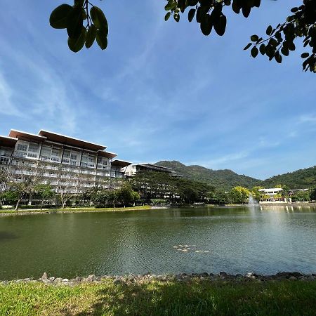 Bonel Condo At Pico De Loro Cutad Exterior foto