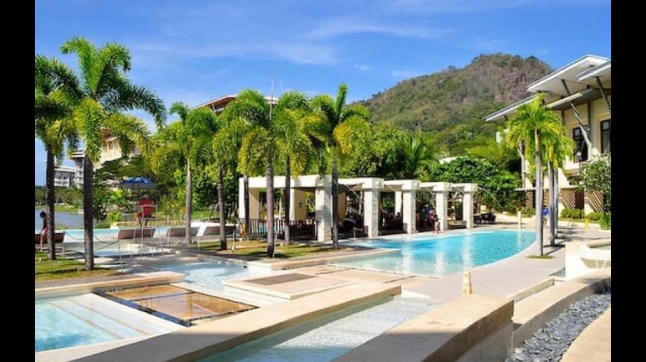 Bonel Condo At Pico De Loro Cutad Exterior foto